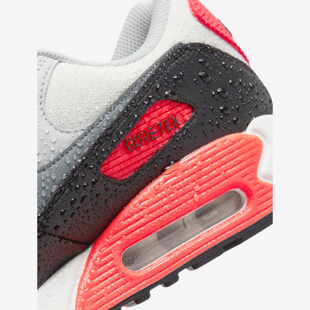 Nike Air Max 90 GORE-TEX Men's Lifestyle Sneakers