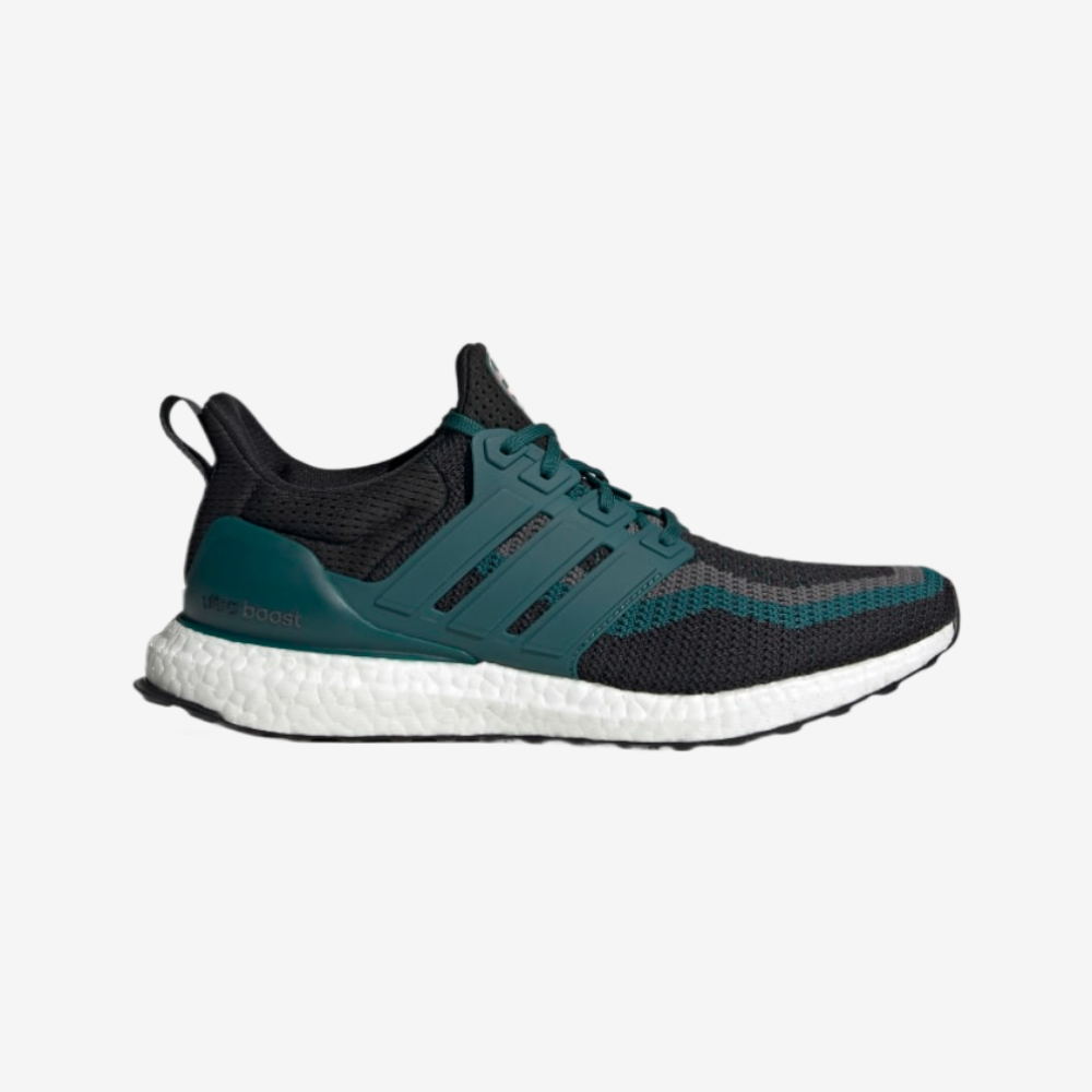 adidas UltraBoost DNA x Arsenal Men's Running Shoes